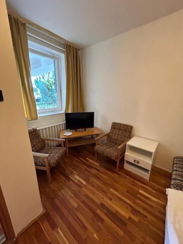 Bed and Breakfast Corvin Panzio Győr Exterior foto