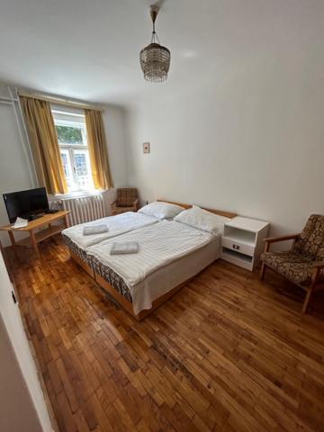 Bed and Breakfast Corvin Panzio Győr Exterior foto