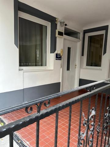 Bed and Breakfast Corvin Panzio Győr Exterior foto